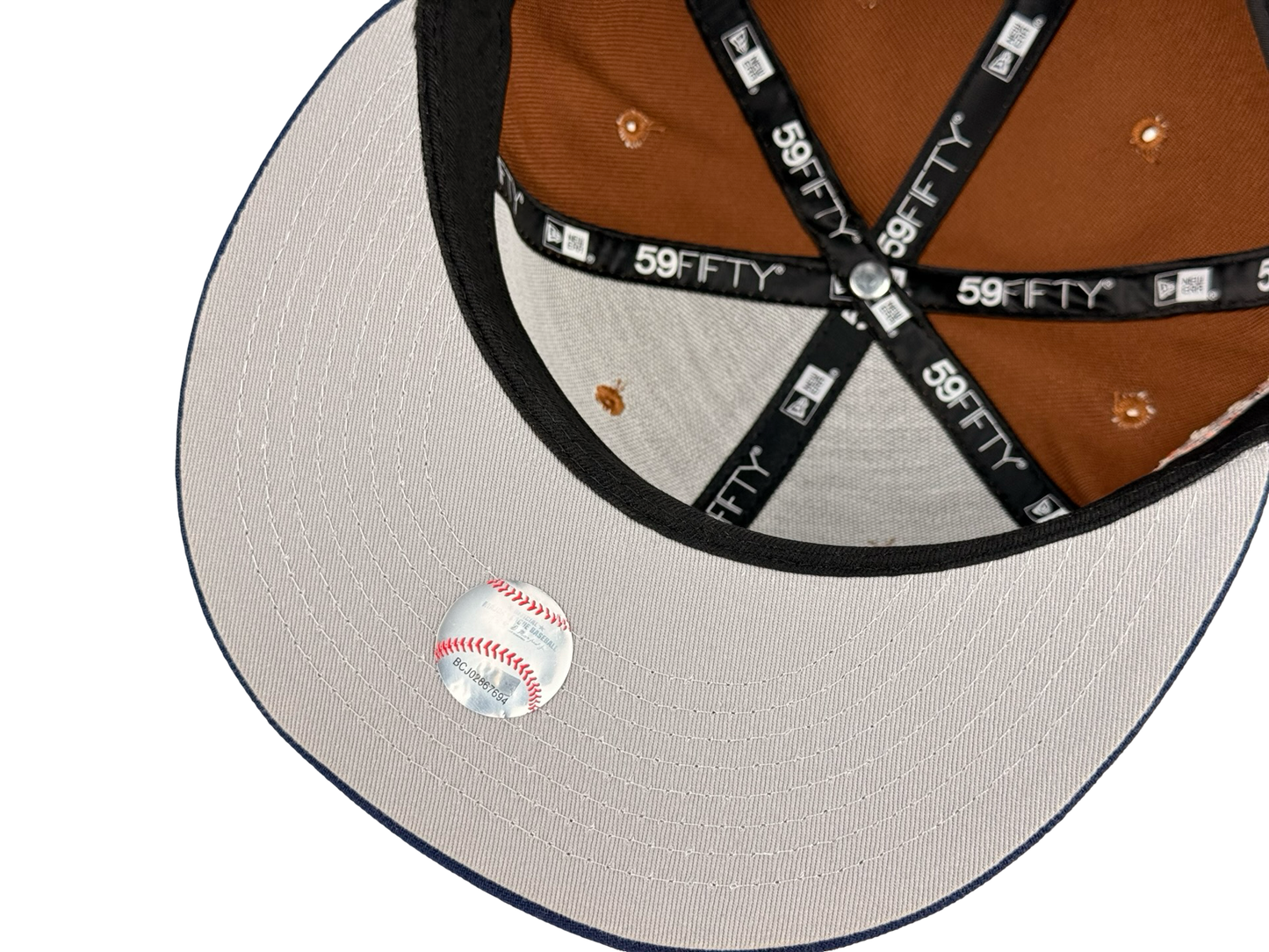 San Diego Padres Oversized Logo MLB New Era Cap 59FIFTY Fitted Hat