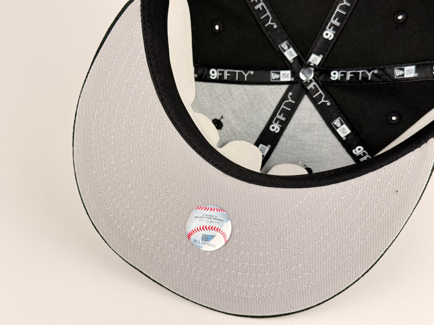 San Diego Padres MLB New Era Cap 9FIFTY Snapback Hat