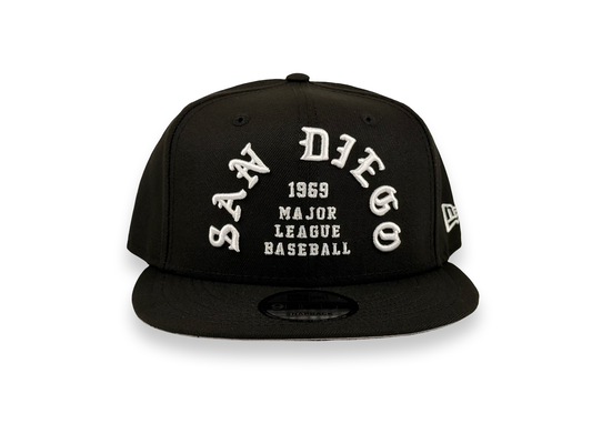 San Diego Padres Old English Script MLB New Era Cap 9FIFTY Snapback Hat Black