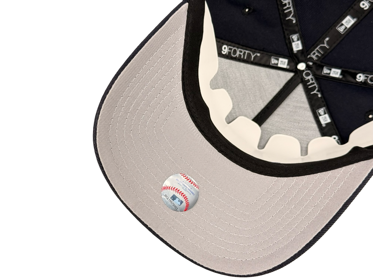 New York Yankees Rose MLB New Era Cap 9FORTY A-Frame Snapback Hat