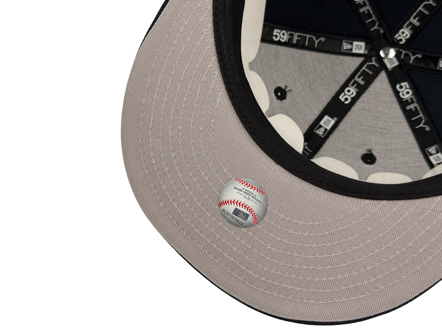 San Diego Padres "P" (Glow in the Dark) New Era Cap 59FIFTY Fitted Hat Navy Blue 1998 World Series Side Patch