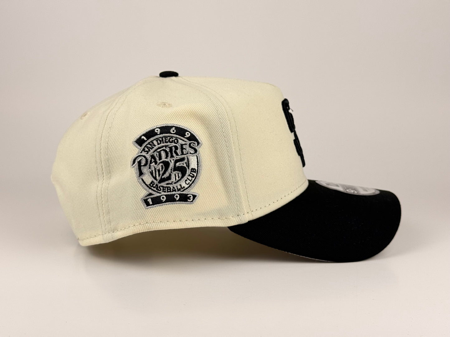 San Diego Padres MLB New Era Cap 9FORTY A-Frame Snapback Hat Cream Crown Black Visor 25th Anniversary Side Patch