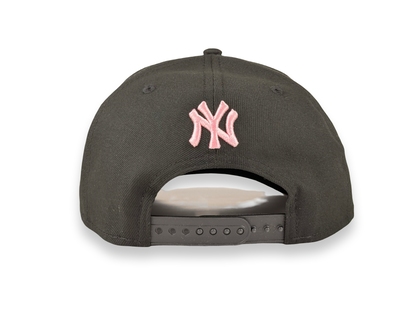 New York Yankees Roses MLB New Era Cap 9FIFTY A-Frame Snapback Hat