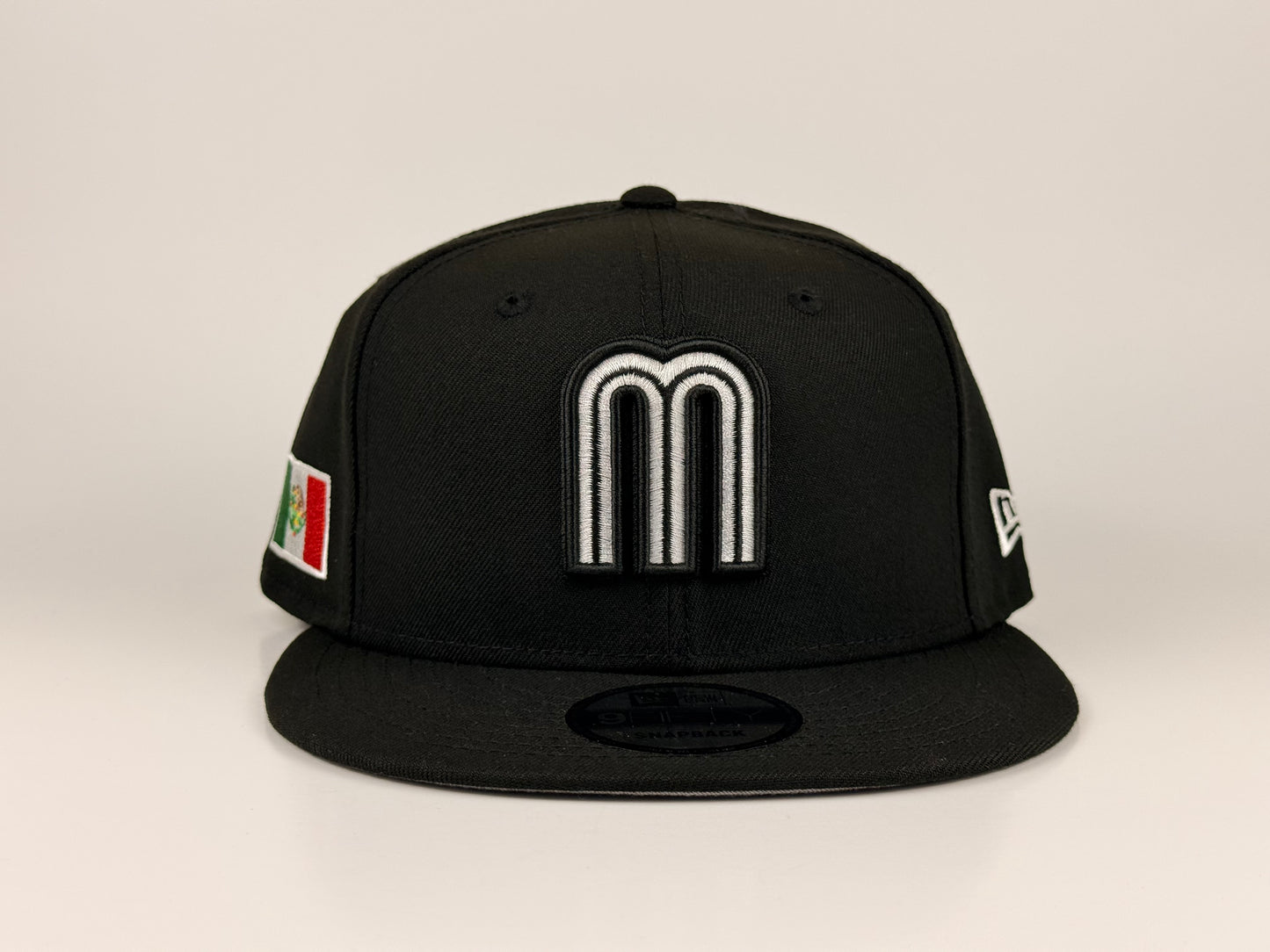 Mexico WBC New Era Cap 9FIFTY Snapback Hat Black Mexico Flag Side Patch