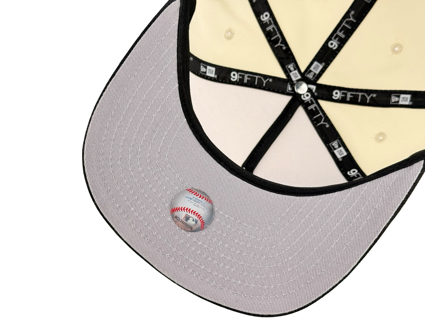 San Francisco Giants Upside Down MLB New Era Cap 9FIFTY A-Frame Pre-Curved Snapback Hat
