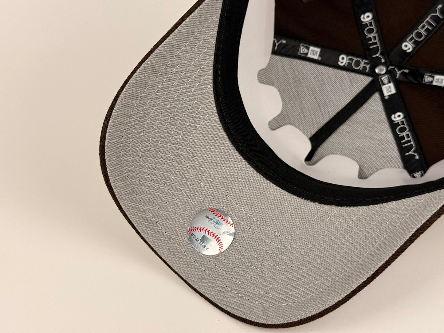 San Diego Padres New Era Cap 9FORTY A-Frame Snapback Hat Brown 1984 World Series Side Patch
