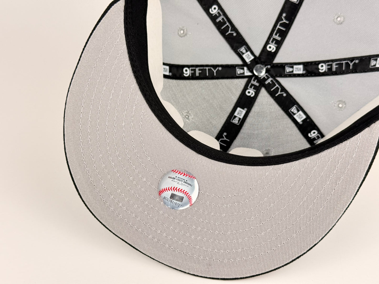 San Diego Padres “P” MLB New Era Cap 9FIFTY Snapback Hat