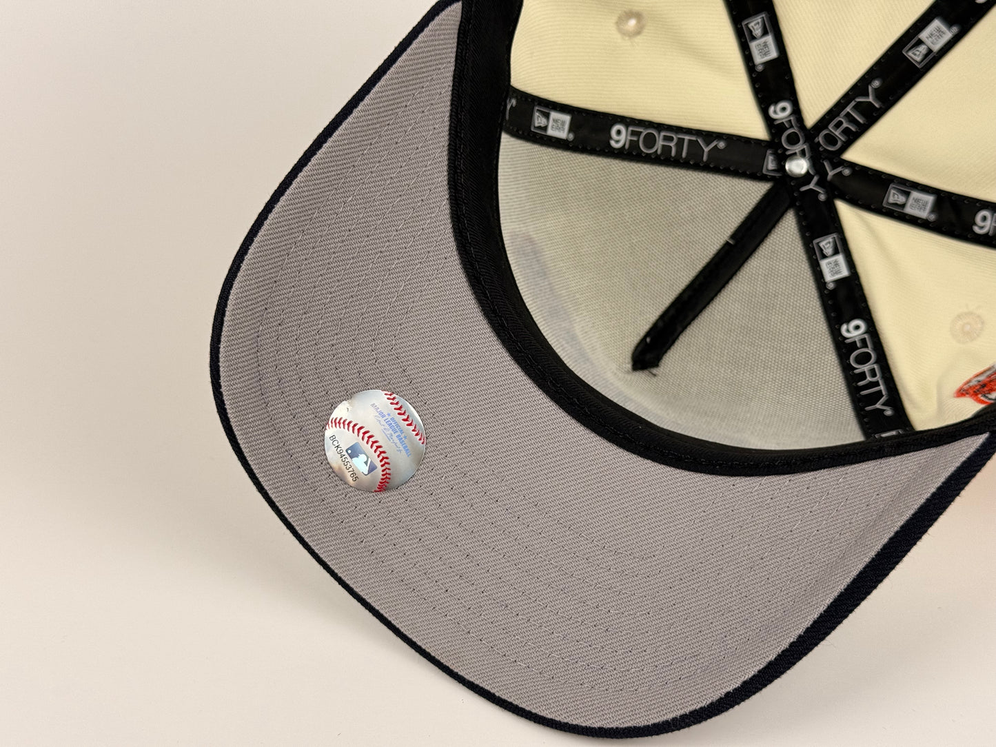 San Francisco Giants New Era Cap 9FORTY A-Frame Snapback Hat Cream Crown Army Green Visor 2014 World Series Side Patch