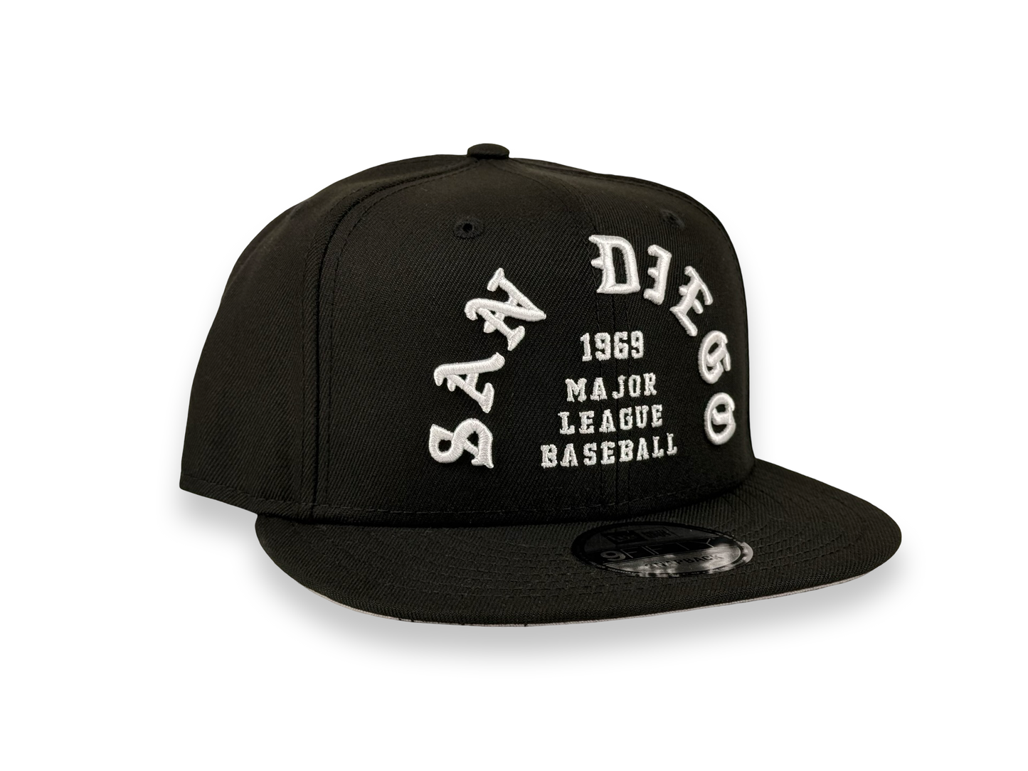 San Diego Padres Old English Script MLB New Era Cap 9FIFTY Snapback Hat Black