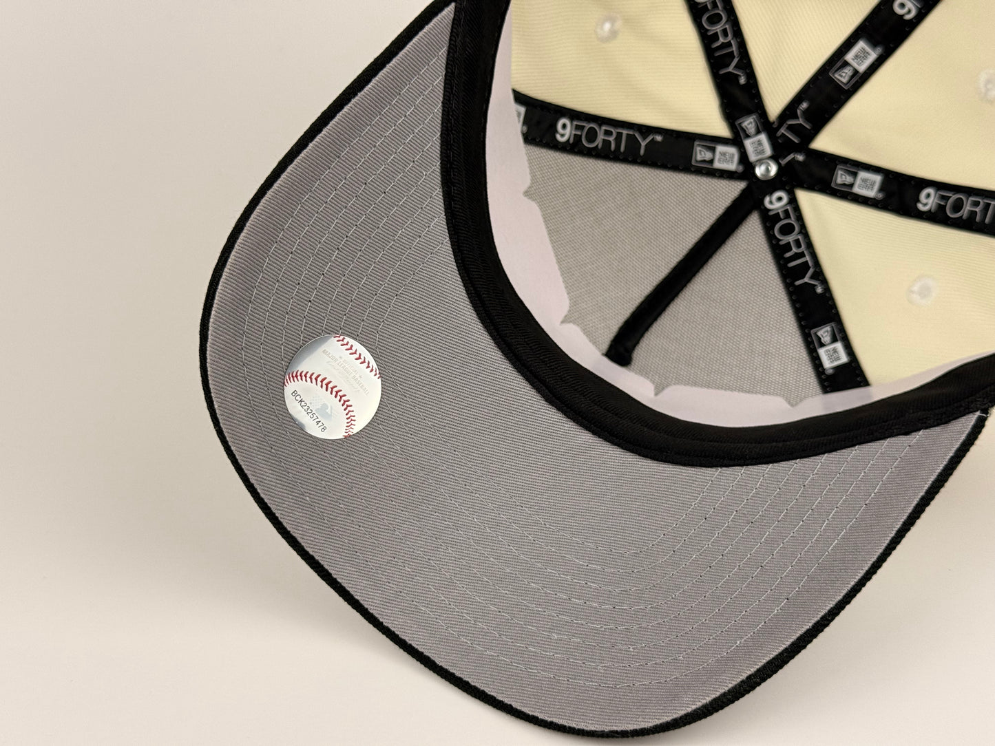 Chicago White Sox New Era Cap 9FORTY A-Frame Snapback Hat 2005 World Series Side Patch