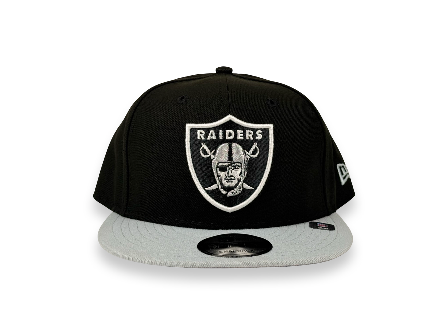 Las Vegas Raiders NFL New Era Cap 9FIFTY Snapback Hat Black Crown Gray Visor