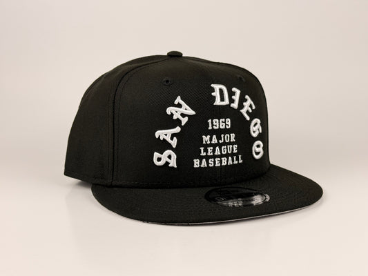 San Diego Padres Old English Script MLB New Era Cap 9FIFTY Snapback Hat Black