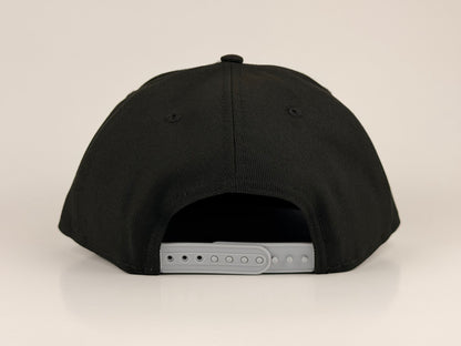 Las Vegas Raiders NFL New Era Cap 9FIFTY Snapback Hat Black Crown Gray Visor