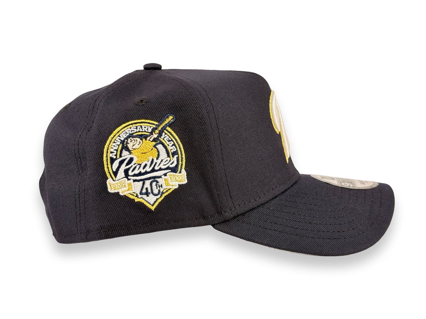 San Diego Padres “P” MLB New Era Cap 9FORTY A-Frame Snapback Hat