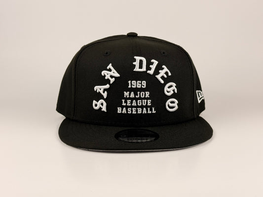 San Diego Padres Old English Script MLB New Era Cap 9FIFTY Snapback Hat Black
