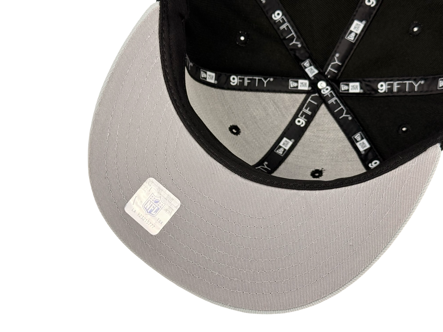 Las Vegas Raiders NFL New Era Cap 9FIFTY Snapback Hat Black Crown Gray Visor
