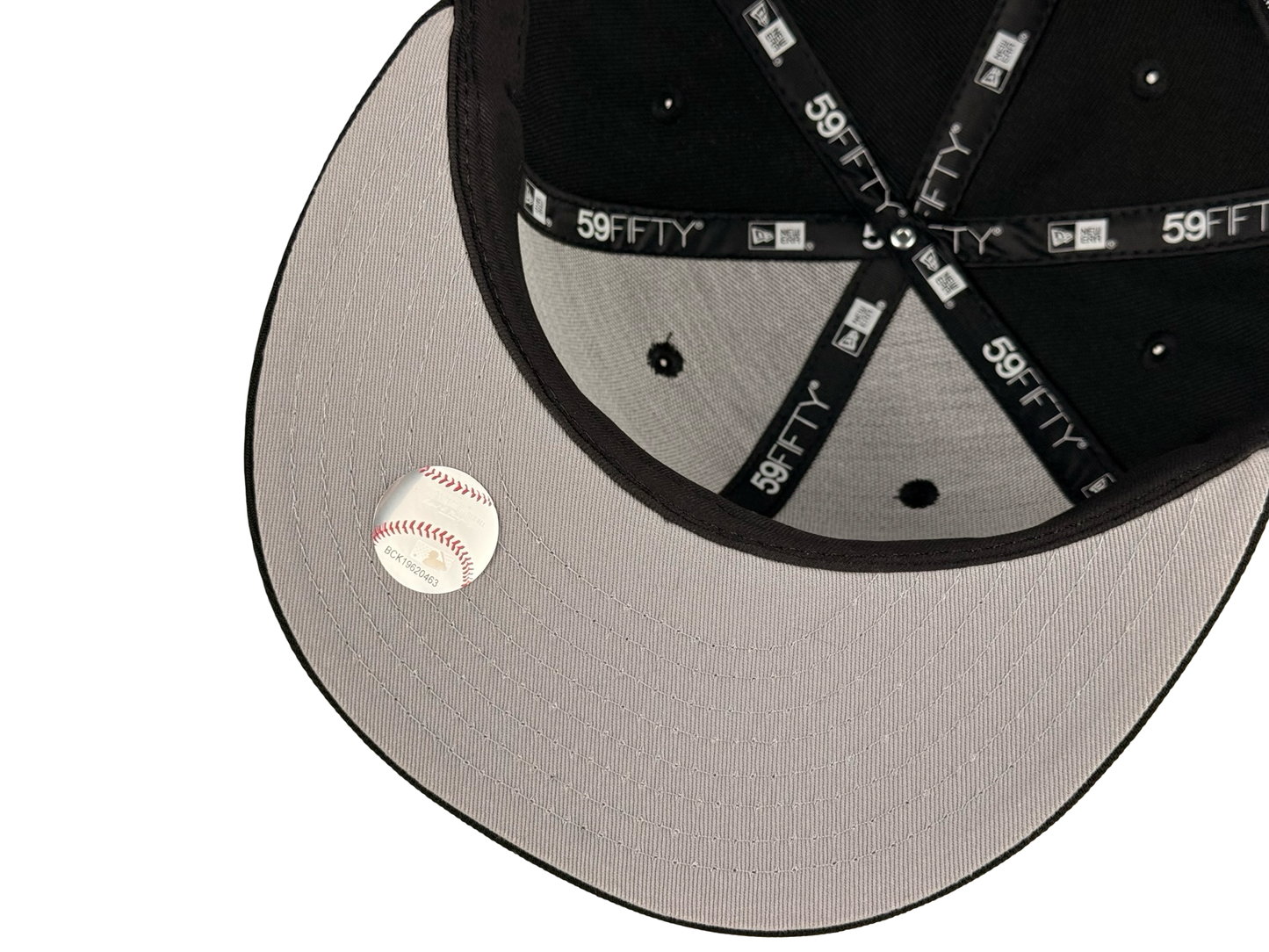 San Diego Padres Sugar Skull MLB New Era Cap 59FIFTY Fitted Hat