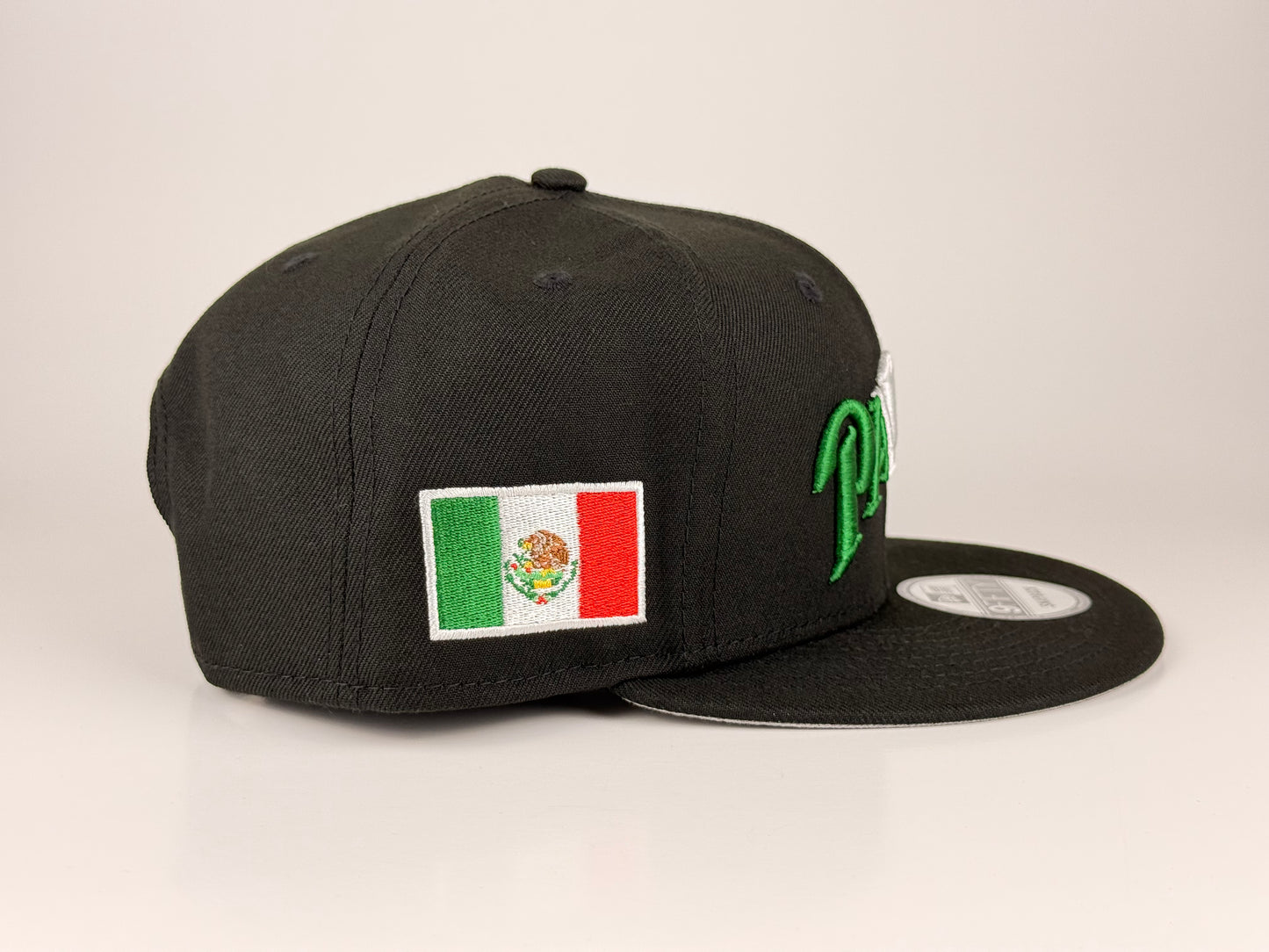 San Diego Padres MLB New Era Cap 9FIFTY Snapback Hat