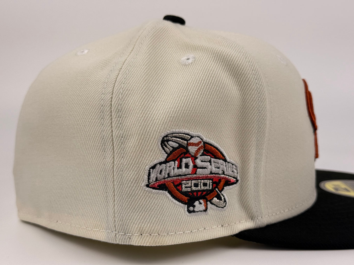 Arizona Diamondbacks New Era Cap 59FIFTY Fitted Hat Cream Crown Black Visor 2001 World Series Side Patch